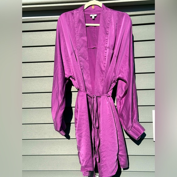 Lunya 1X Washable Silk Robe - Atmospheric Fuchsia - Limited Edition - Picture 1 of 4